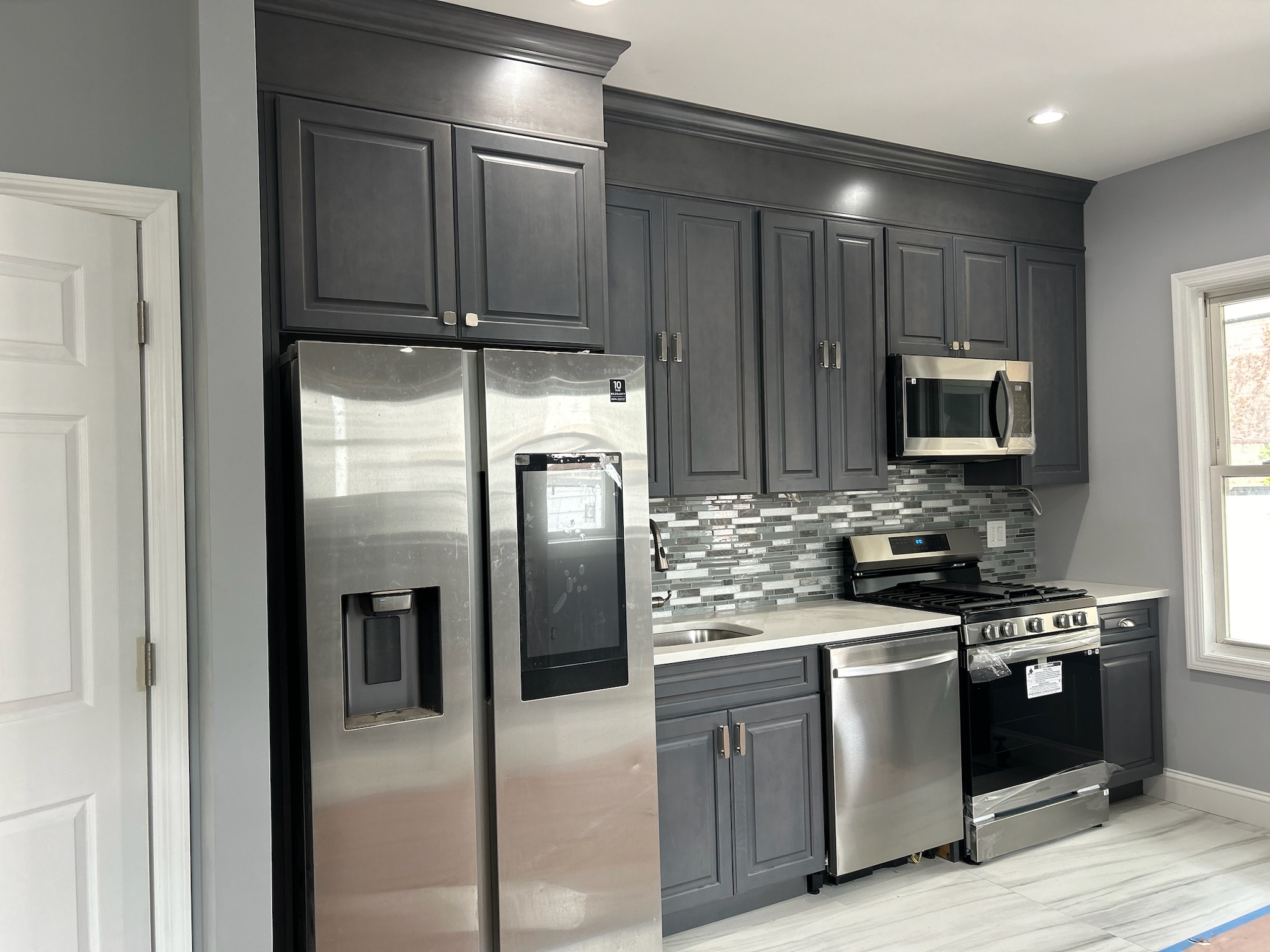Kitchen  Remodeling in Saint Albans  Queens, NY.